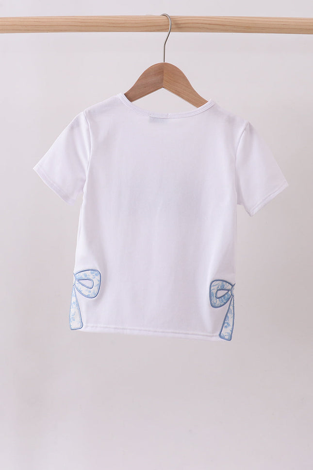 White MAMA bow applique mom&me top