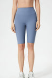 Light Blue / 4
